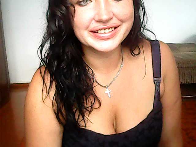 Snímky obrazovky vysielania JesBlack