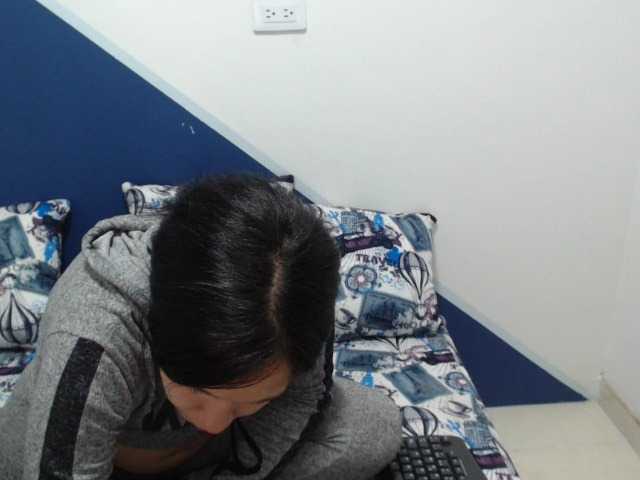 Snímky obrazovky vysielania jessax