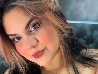 Erotický videohovor Jessie-Bellucci