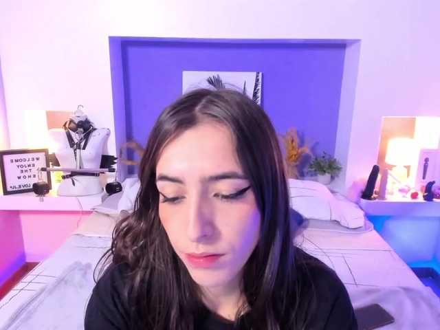 Snímky obrazovky vysielania JessieLee1