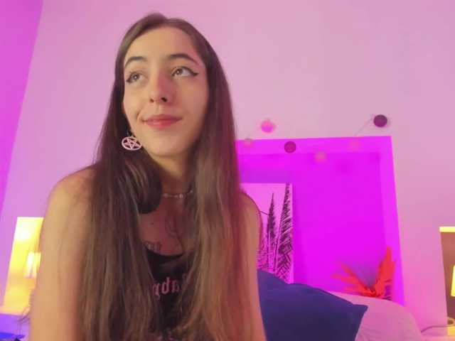 Snímky obrazovky vysielania JessieLee1