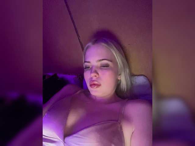 Snímky obrazovky vysielania jessikasmith