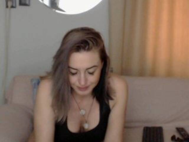 Snímky obrazovky vysielania BadKarmaah