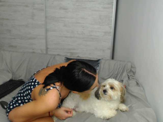 Snímky obrazovky vysielania BadKarmaah