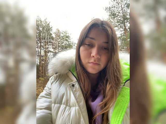 Snímky obrazovky vysielania JoyLolka