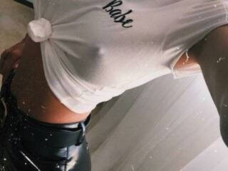 Erotický videohovor --__-