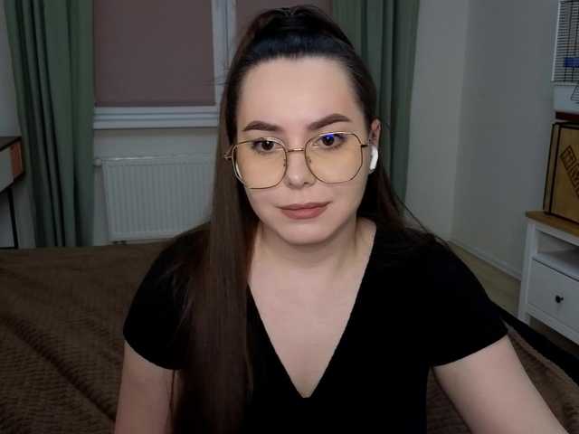 Snímky obrazovky vysielania Kaatya