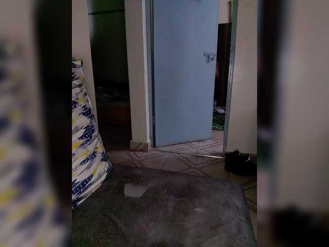 Snímky obrazovky vysielania Ascar243