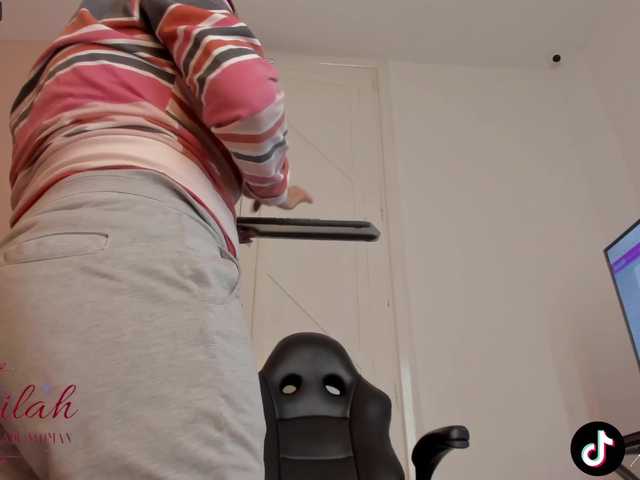 Fotografie Kammilah1 Help me squirt faster with 666Handjob video! Repeating Goal: MULTISquirtshow