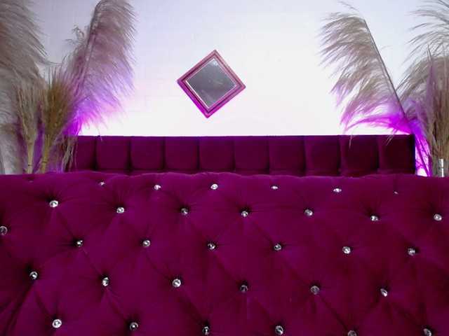 Snímky obrazovky vysielania Karlaa-99