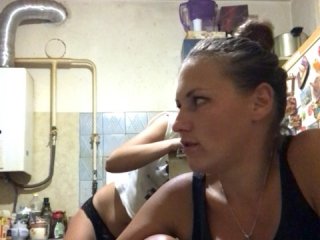 Snímky obrazovky vysielania SEX-THREESOME