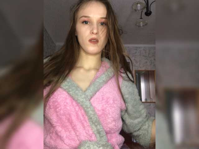 Snímky obrazovky vysielania Karolina384