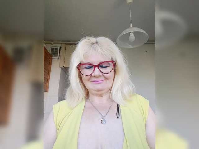 Snímky obrazovky vysielania KASANDRABOLOSHKA