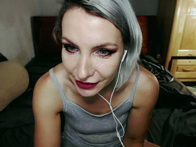 Snímky obrazovky vysielania KatarinaJ