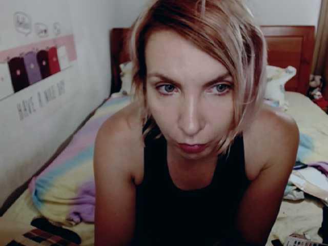 Snímky obrazovky vysielania KatarinaJ