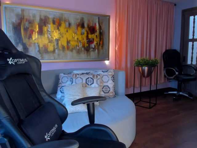 Snímky obrazovky vysielania KateOwens