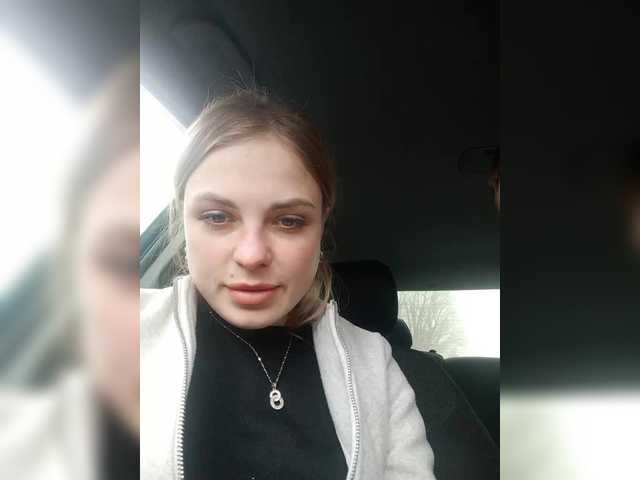 Snímky obrazovky vysielania Keitri
