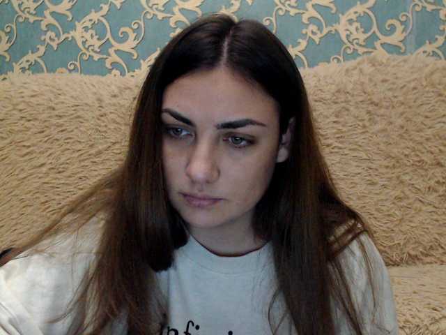 Snímky obrazovky vysielania KattyCandy