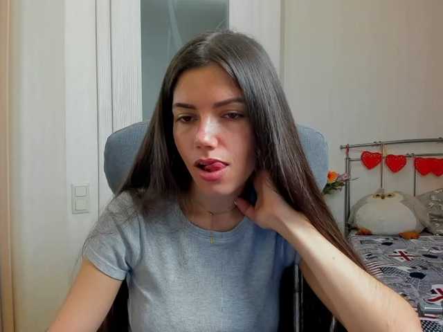 Snímky obrazovky vysielania Kattystar