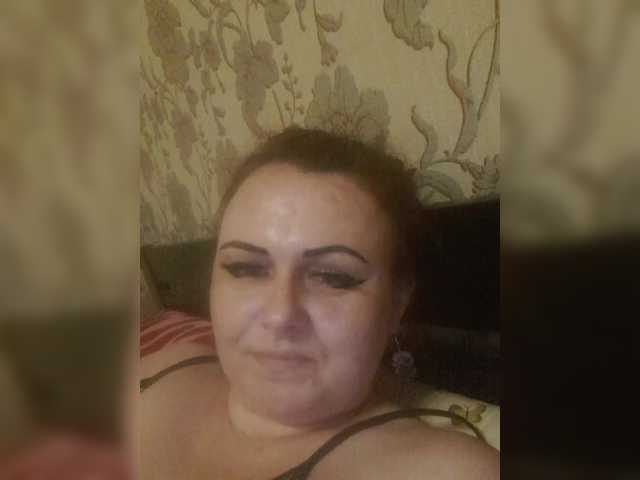 Snímky obrazovky vysielania Katyilove25
