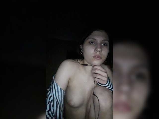 Snímky obrazovky vysielania SexyBunnyy