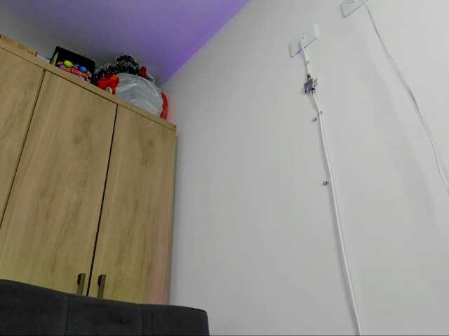 Snímky obrazovky vysielania Kendall-sexy