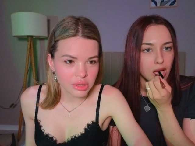Snímky obrazovky vysielania Kerryyy