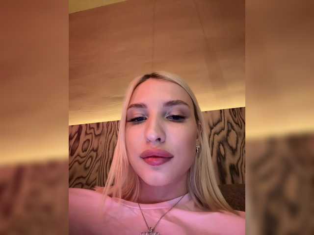 Snímky obrazovky vysielania -Alexa-999-