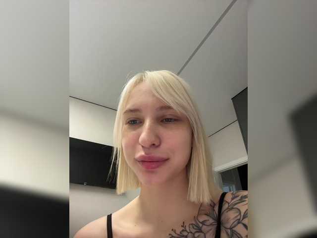 Snímky obrazovky vysielania -Alexa-999-