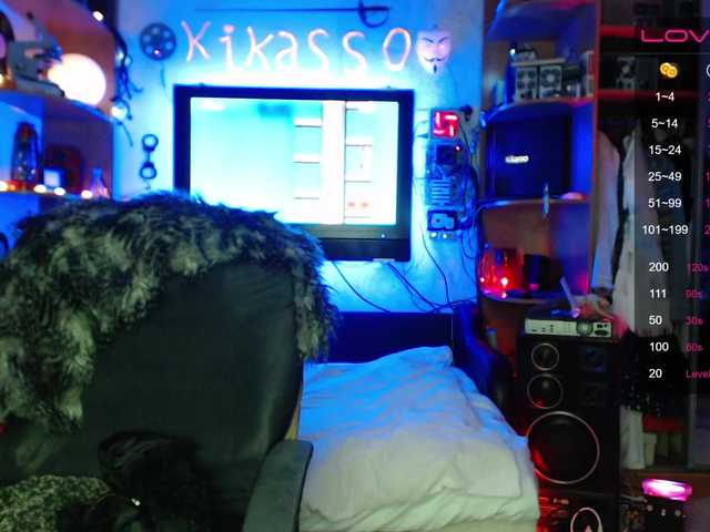 Snímky obrazovky vysielania KiKas__so