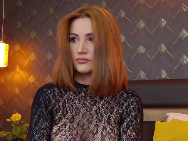 Snímky obrazovky vysielania KimSkye
