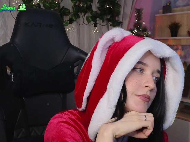 Snímky obrazovky vysielania Kira_Li_Lime