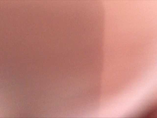 Snímky obrazovky vysielania Sweetbun69