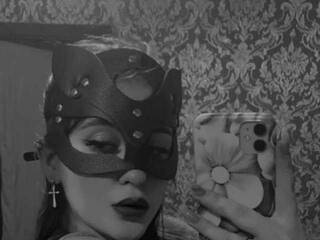 Erotický videohovor Kiss-of-death