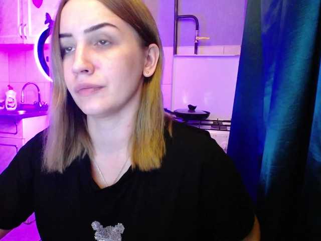 Snímky obrazovky vysielania AnetShwarz