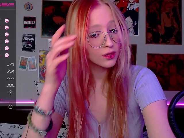 Snímky obrazovky vysielania Kittenmeew