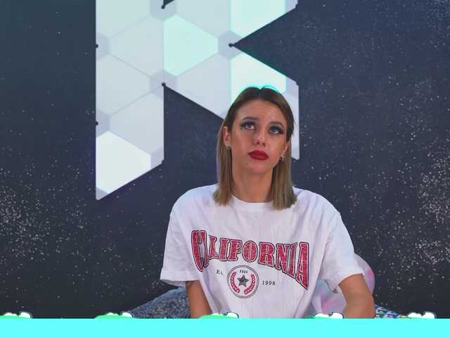 Snímky obrazovky vysielania Kittygy