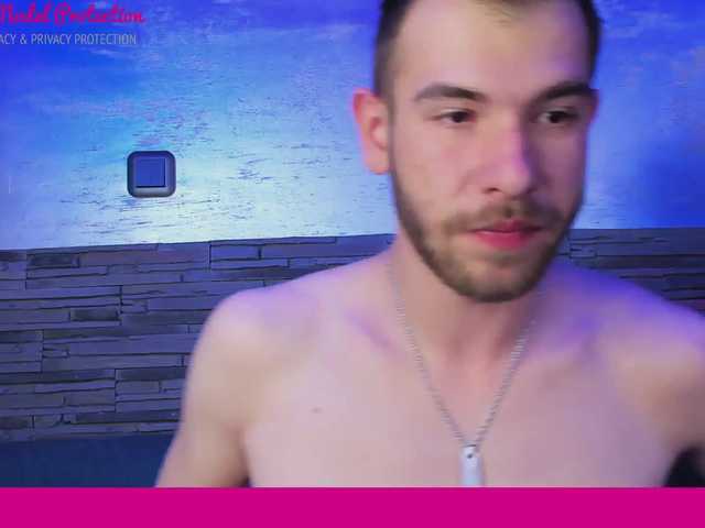 Snímky obrazovky vysielania Kittygy