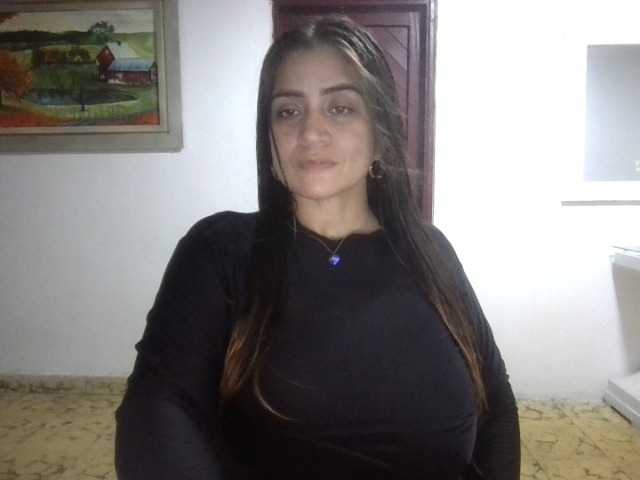 Snímky obrazovky vysielania kitybigboobsxx