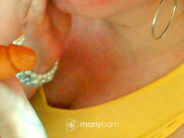 Fotografie kleopaty I send you sweet loving kisses. Want to relax togeher?I like many things in PVT AND GROUP! maybe spy... :girl_kiss
