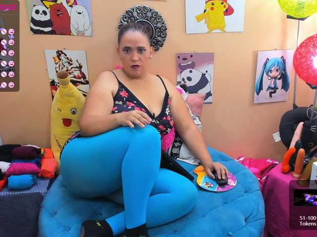 Fotografie Kristal_24 curvy, bigboobs, mistress, dominaty, pantyhose, mature, bigass,latina