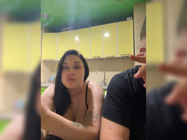 Snímky obrazovky vysielania Klubnika22-22