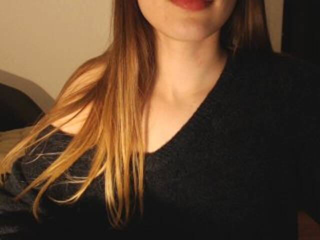 Snímky obrazovky vysielania YourAlibi