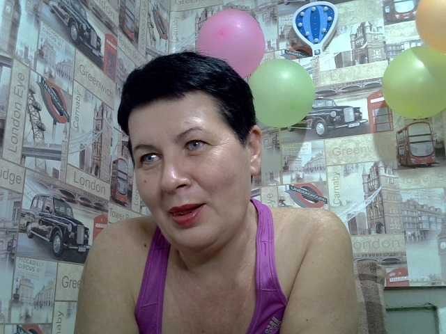 Snímky obrazovky vysielania NicoleOlla