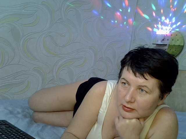 Snímky obrazovky vysielania NicoleOlla