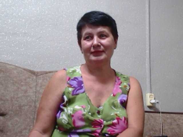 Snímky obrazovky vysielania NicoleOlla