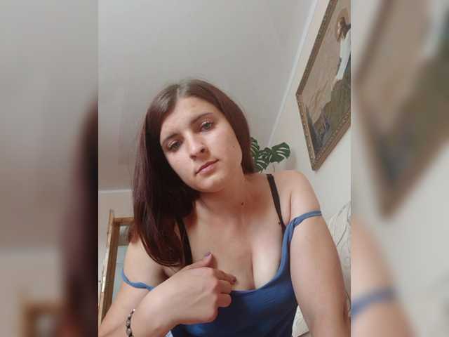 Snímky obrazovky vysielania Kris-Nicole