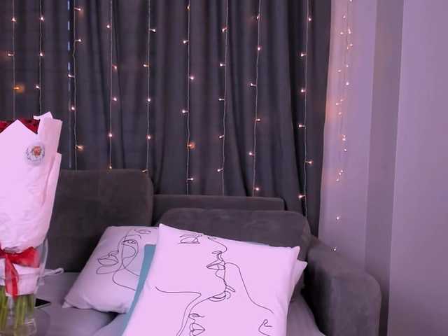 Snímky obrazovky vysielania GoodGirl21