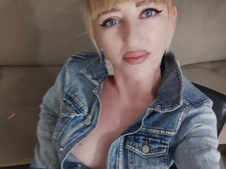 Erotický videohovor KrystalDesire