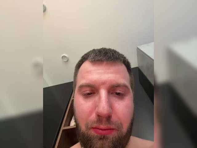 Snímky obrazovky vysielania KsyPhil